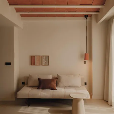 Pau Aparthotel
